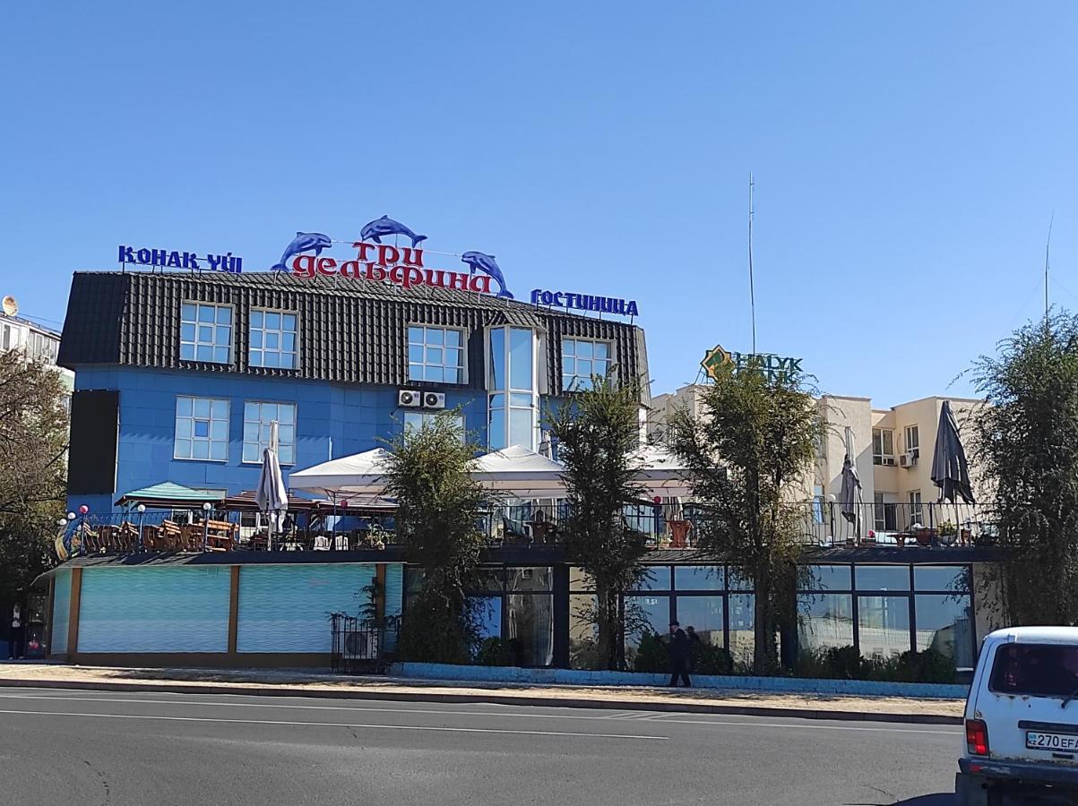 Three Dolphins Hotel Aktau  Exterior photo