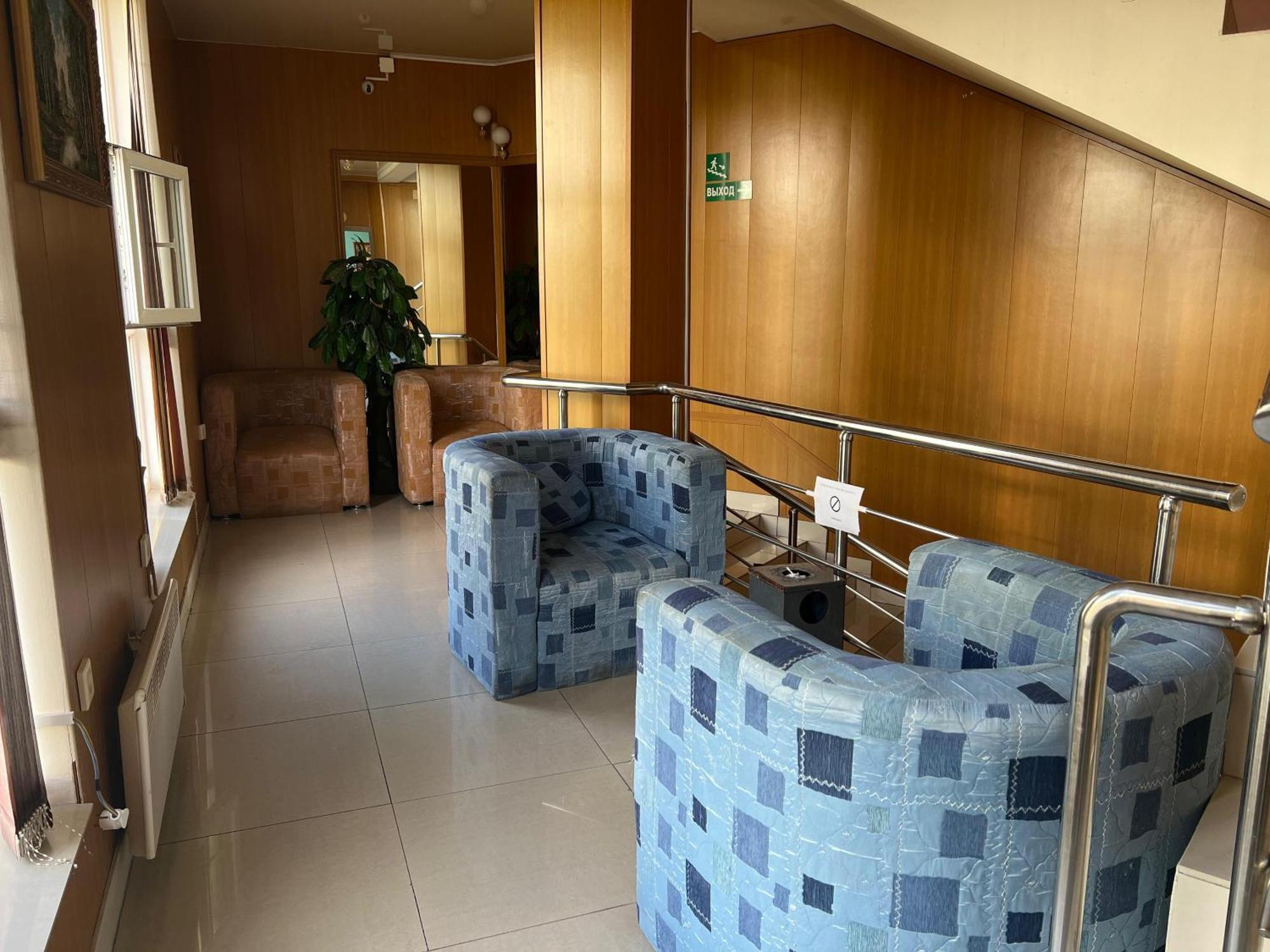 Three Dolphins Hotel Aktau  Exterior photo