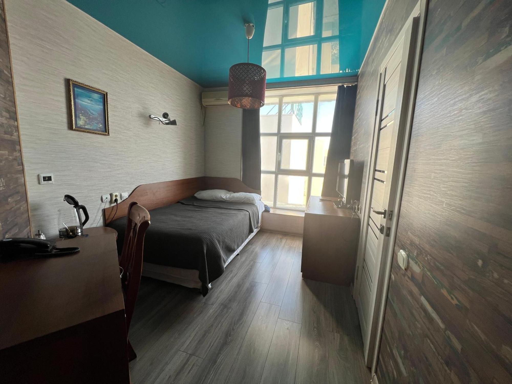 Three Dolphins Hotel Aktau  Exterior photo